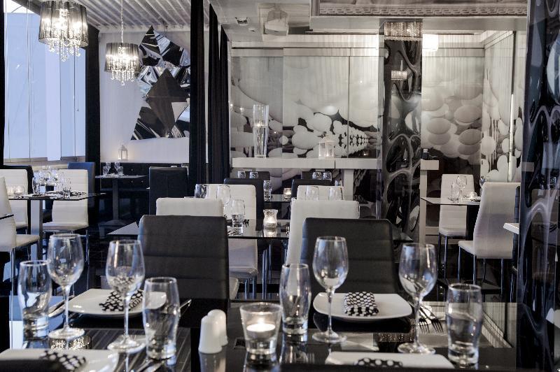 Hotel La Strada 3*
